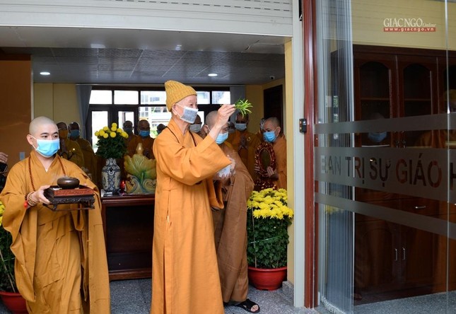 Trưởng lão Hòa thượng Thích Trí Quảng sái tịnh văn phòng Ban Trị sự TP.HCM Trưởng lão Hòa thượng Thích Trí Quảng sái tịnh văn phòng Ban Trị sự TP.HCM