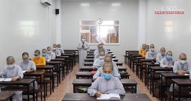 Ni sinh được trở lại Trường TCPH sau kỳ nghỉ phòng chống Covid-19