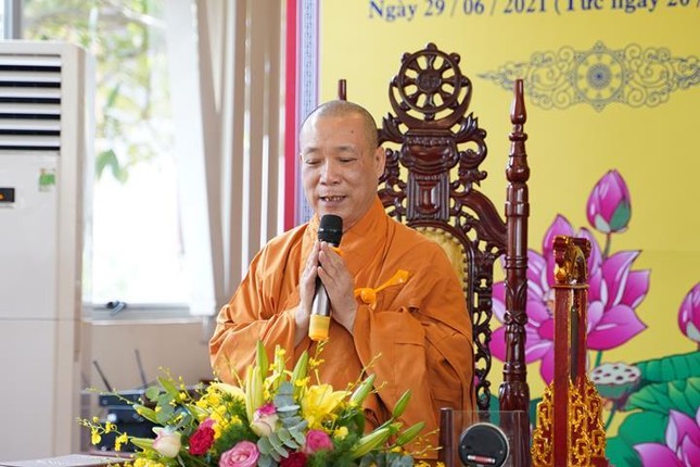 Hòa thượng Thích Bảo Nghiêm thuyết giảng tại đạo tràng chùa Vạn Phúc Hòa thượng Thích Bảo Nghiêm thuyết giảng tại đạo tràng chùa Vạn Phúc