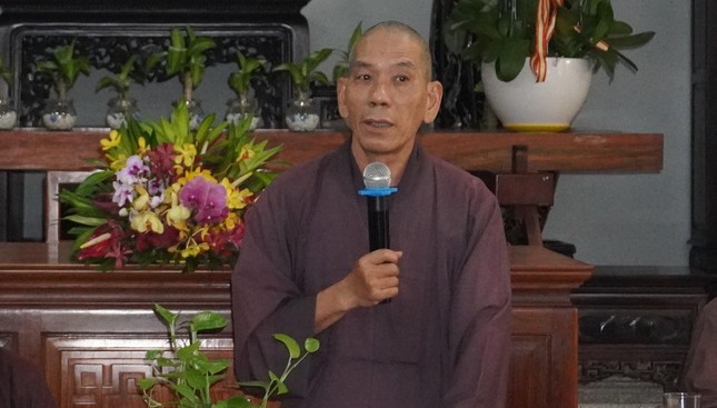 Thượng tọa Thích Giác Trí chủ trì cuộc họp của Ban Trị sự GHPVN quận Gò Vấp