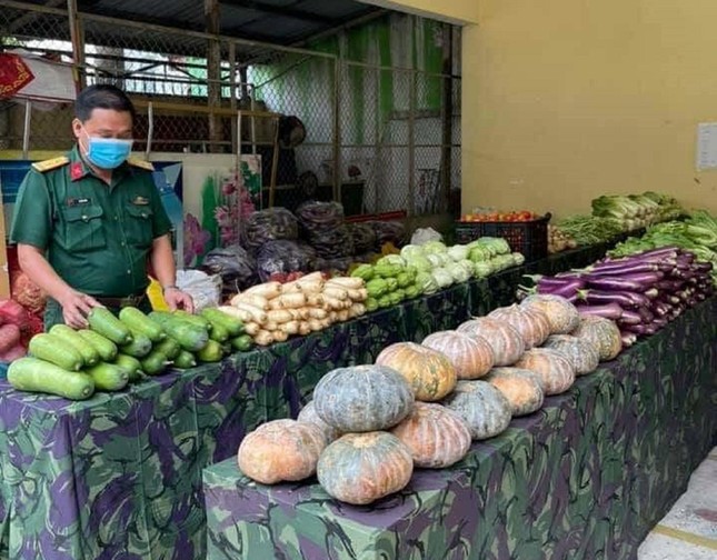 Những nông sản của lực lượng quân đội được mang đến cho người dân TP.HCM với giá 0 đồng - Ảnh Tôi Yêu Sài Gòn