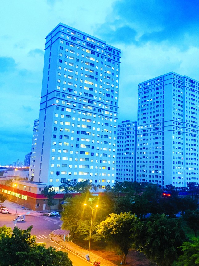 Nhiều bệnh nhân quá lo sợ, hoảng loạn, bất an mà la hét suốt đêm