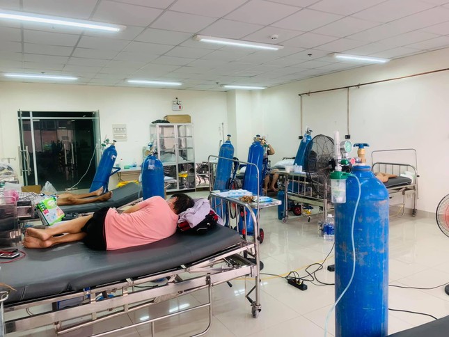 Những chiếc bình oxy nối dài sự sống cho rất nhiều F0 Những chiếc bình oxy nối dài sự sống cho rất nhiều F0