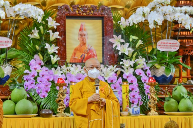 Thượng tọa Thích Nhật Từ ôn lại đôi nét đạo hạnh của Hòa thượng Bổn sư Thượng tọa Thích Nhật Từ ôn lại đôi nét đạo hạnh của Hòa thượng Bổn sư