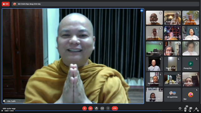 Chư tôn đức đã giảng giải các chủ đề về giáo lý, pháp môn tu tập, áp dụng lời Phật dạy... Chư tôn đức đã giảng giải các chủ đề về giáo lý, pháp môn tu tập, áp dụng lời Phật dạy...