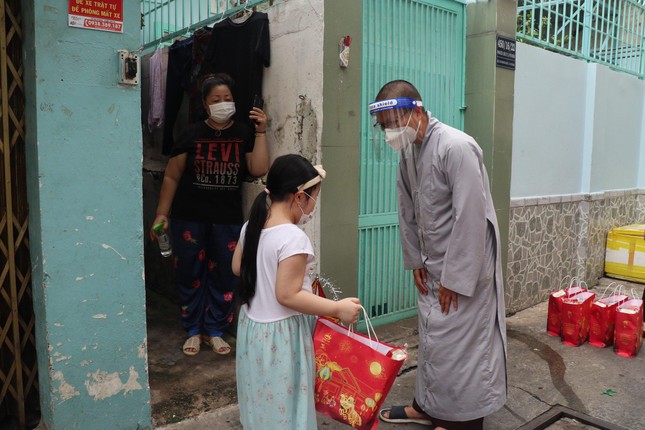 Niềm vui bất ngờ của bé Niềm vui bất ngờ của bé