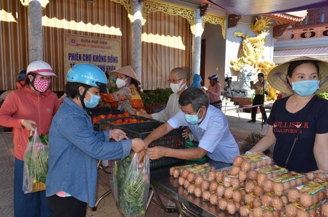 Phiên chợ 0 đồng này có ý nghĩa rất lớn đối với bà con nghèo cả về vật chất lẫn tinh thần