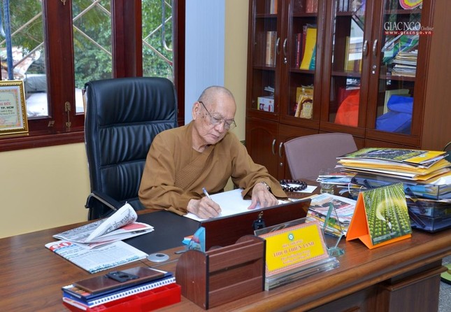 Hòa thượng Thích Thiện Tánh, Phó Trưởng ban Trị sự có mặt làm việc buổi đầu tiên sau nới lỏng giãn cách