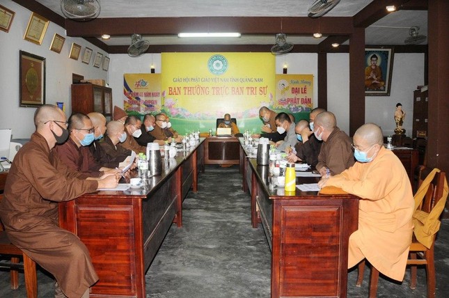 Chư tôn đức cũng bàn về kế hoạch tổ chức Đại hội đại biểu Phật giáo tỉnh Quảng Nam lần thứ VI nhiệm kỳ 2022-2027 Chư tôn đức cũng bàn về kế hoạch tổ chức Đại hội đại biểu Phật giáo tỉnh Quảng Nam lần thứ VI nhiệm kỳ 2022-2027