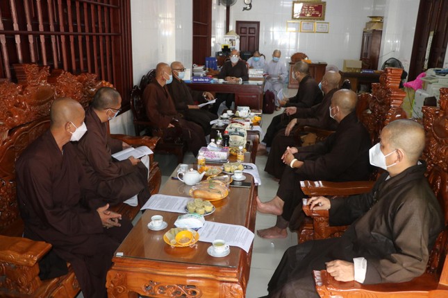 Ban Thường trực Ban Trị sự Phật giáo tỉnh Bến Tre họp chuẩn bị tổ chức Kỷ niệm 40 năm thành lập GHPGVN