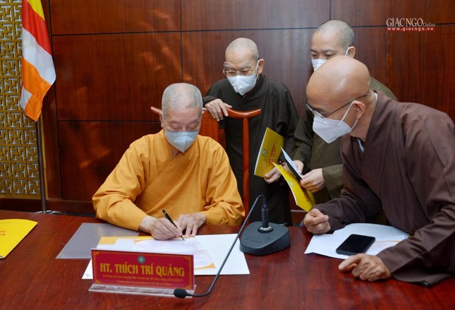 Sau thời gian giãn cách xã hội, Phật giáo TP.HCM khởi động nhiều chương trình Phật sự trong bình thường mới Sau thời gian giãn cách xã hội, Phật giáo TP.HCM khởi động nhiều chương trình Phật sự trong bình thường mới