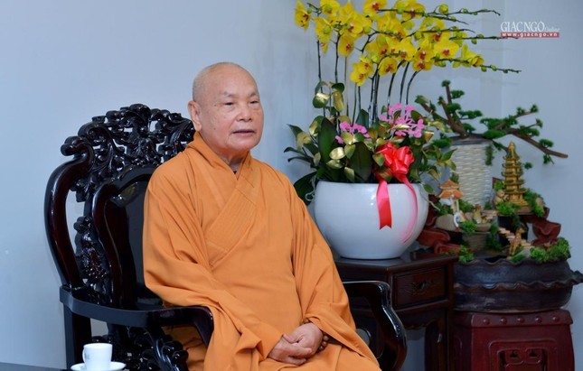 Hòa thượng Thích Thiện Nhơn trân trọng cảm ơn đoàn lãnh đạo Thành ủy, HĐND, UBND, UBMTTQVN, Ban Tôn giáo TP.HCM quan tâm đến thăm, chúc mừng