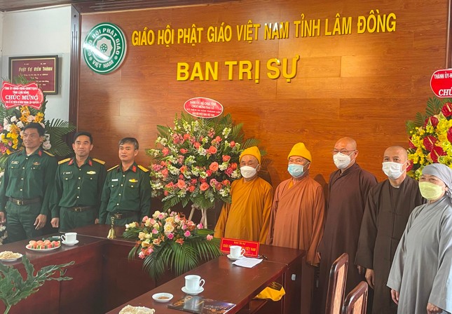 Đoàn Bộ Chỉ huy Quân sự tỉnh Lâm Đồng chúc mừng GHPGVN tỉnh Đoàn Bộ Chỉ huy Quân sự tỉnh Lâm Đồng chúc mừng GHPGVN tỉnh