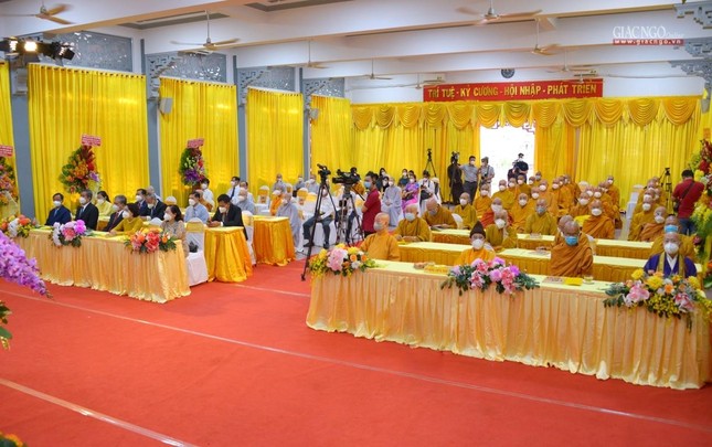 Chư tôn đức tham dự Đại lễ tại điểm cầu TP.HCM