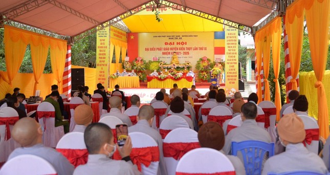 Quang cảnh đại hội đại biểu Phật giáo huyện Kiến Thụy Quang cảnh đại hội đại biểu Phật giáo huyện Kiến Thụy