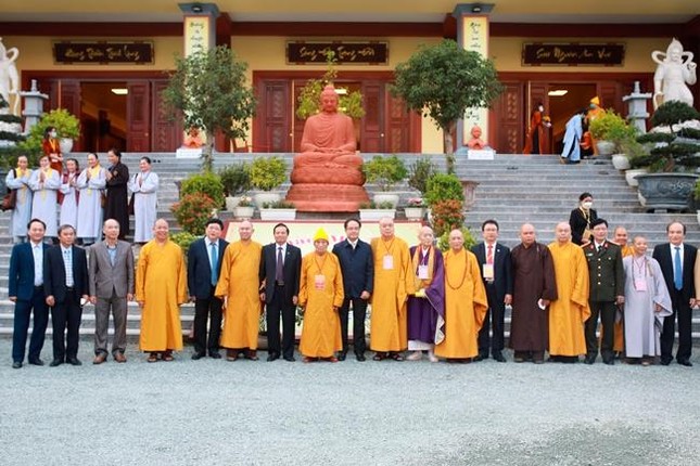 Chụp ảnh lưu niệm Chụp ảnh lưu niệm