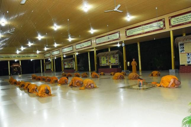 Đảnh lễ Tam bảo Đảnh lễ Tam bảo