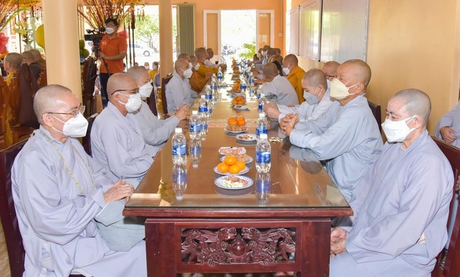 Chư Tăng Ni tham dự buổi gặp mặt truyền thống đầu năm