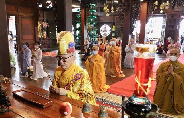 Cầu nguyện cho năm mới bình an