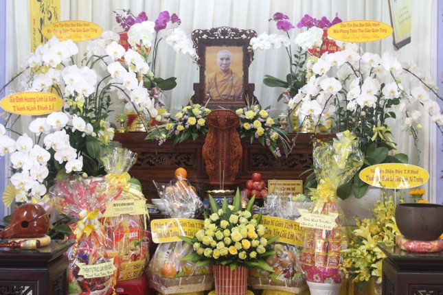 Di ảnh cố Ni trưởng Thích nữ Đạt Hương