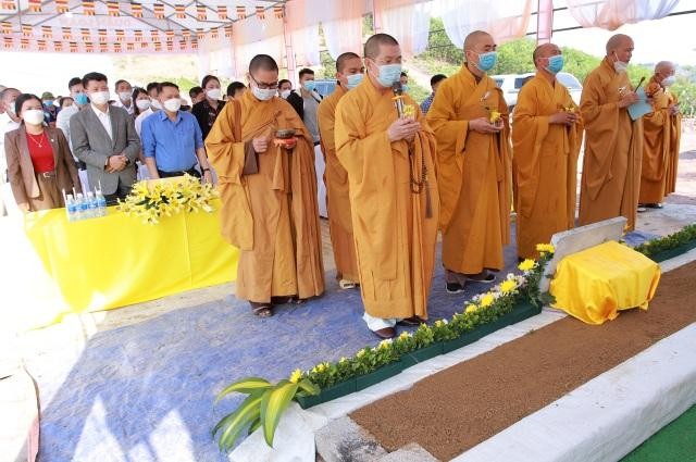 Lễ cầu nguyện, sái tịnh động thổ xây dựng ngôi Tam bảo, nhà Tổ chùa Ngọc Hoàng