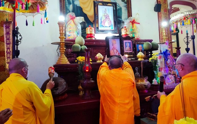 Cung thỉnh di ảnh, Giác linh cố Hòa thượng nhập Tổ đường tổ đình Pháp Hội Cung thỉnh di ảnh, Giác linh cố Hòa thượng nhập Tổ đường tổ đình Pháp Hội