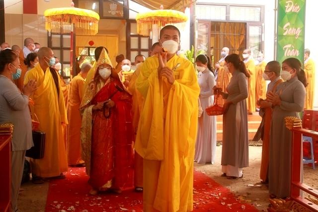 Cử hành nghi thức di quan rời Giác linh đường chùa Bửu Lâm Cử hành nghi thức di quan rời Giác linh đường chùa Bửu Lâm