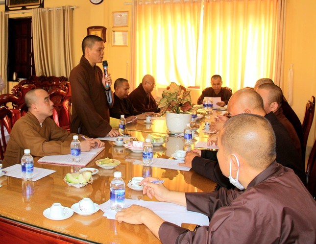 Đại biểu phát biểu đóng góp ý kiến Đại biểu phát biểu đóng góp ý kiến