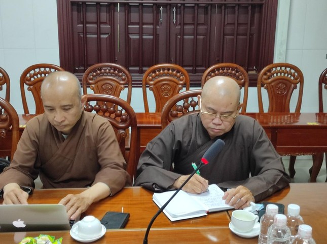 Thượng tọa Thích Từ Quang, Chánh Thư ký Ban Giáo dục Phật giáo tỉnh báo cáo tổng kết công tác Phật sự nhiệm kỳ VI (2017-2022) Thượng tọa Thích Từ Quang, Chánh Thư ký Ban Giáo dục Phật giáo tỉnh báo cáo tổng kết công tác Phật sự nhiệm kỳ VI (2017-2022)