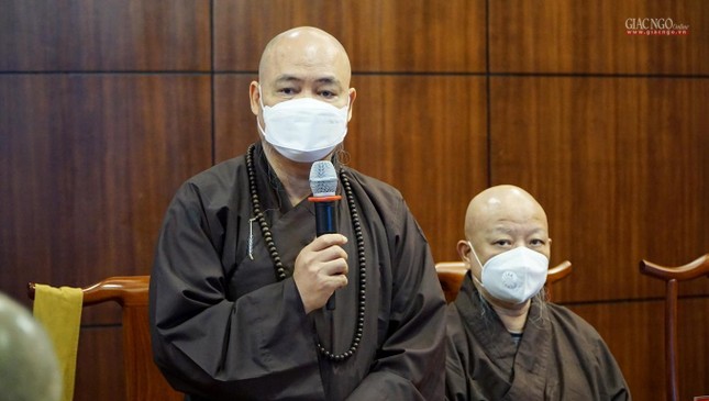 Thượng tọa Thích Thanh Phong góp ý xây dựng công tác tổ chức Đại lễ Phật đản