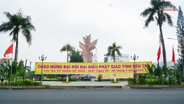 Trước Công viên Đồng Khởi - TP.Bến Tre Trước Công viên Đồng Khởi - TP.Bến Tre