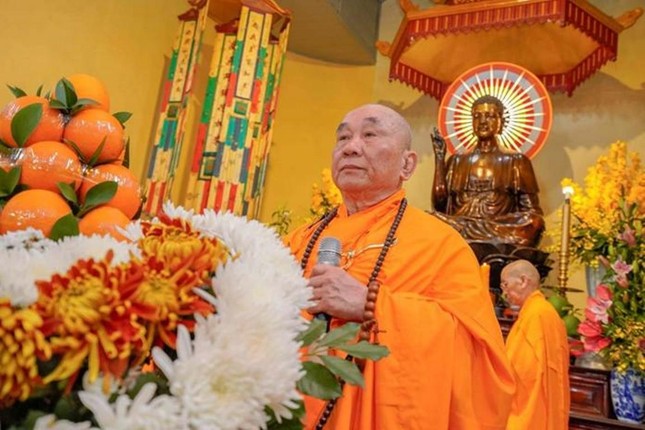 Hòa thượng Trưởng ban Trị sự kiêm Trưởng ban Tăng sự GHPGVN tỉnh Lâm Đồng đã chia sẻ về ý nghĩa của an cư