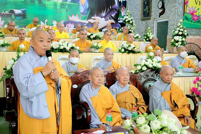 Ni trưởng Thích nữ Pháp Như sách tấn hành giả Ni Ni trưởng Thích nữ Pháp Như sách tấn hành giả Ni