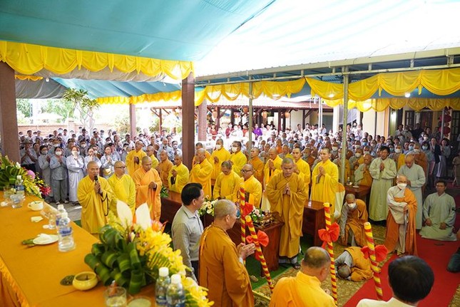 Xây dựng chánh điện là nhu cầu cho Phật tử, tâm nguyện của chư Ni chùa Linh Sơn Xây dựng chánh điện là nhu cầu cho Phật tử, tâm nguyện của chư Ni chùa Linh Sơn