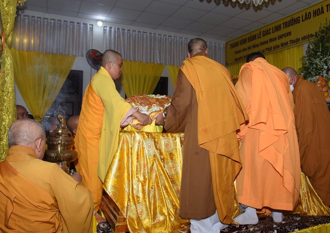 Nhập kim quan Nhập kim quan