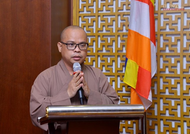 Đại đức Thích Thiện Châu báo cáo hoạt động nhiệm kỳ 2017-2022 của Ban Kiểm soát