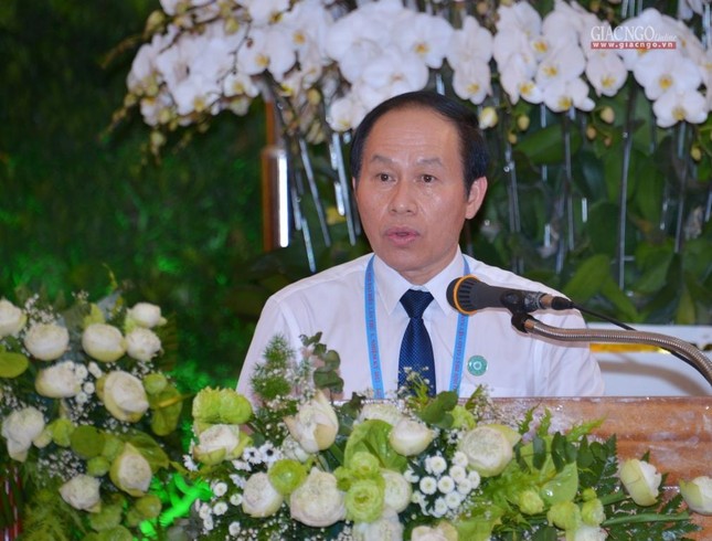 Ông Lê Tiến Châu phát biểu chúc mừng Ông Lê Tiến Châu phát biểu chúc mừng