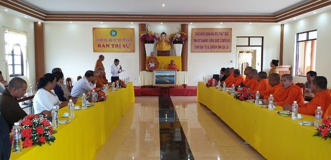 Hòa thượng Thích Từ Vân phát biểu tại buổi tiếp phái đoàn