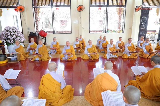 Thời khóa công phu chiều