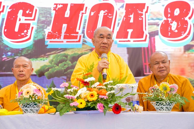 Hòa thượng Thích Thanh Tân ban đạo từ Hòa thượng Thích Thanh Tân ban đạo từ