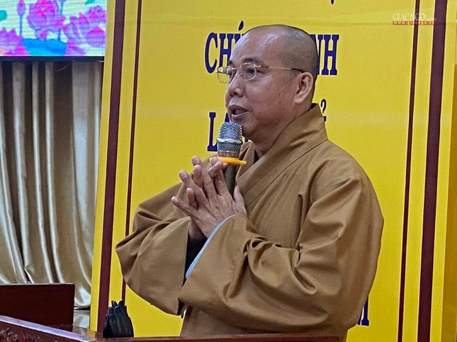 Thượng tọa Thích Giác Nghi tuyên bố khai mạc Thượng tọa Thích Giác Nghi tuyên bố khai mạc