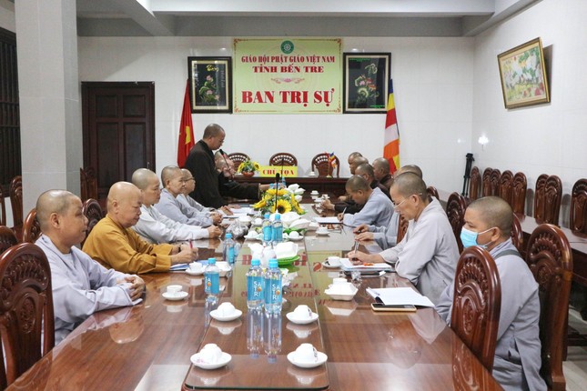 Chư tôn đức đã đóng góp ý kiến xây dựng, thảo luận kế hoạch Chư tôn đức đã đóng góp ý kiến xây dựng, thảo luận kế hoạch