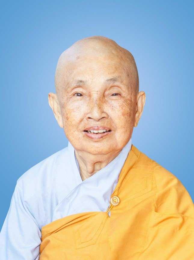 Chân dung Ni trưởng Thích nữ Như Giác