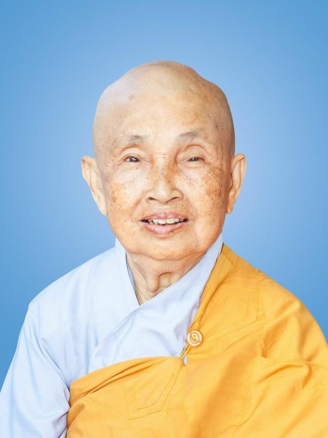 Chân dung Ni trưởng Thích nữ Như Giác