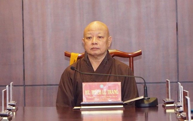 Hòa thượng Thích Lệ Trang chủ trì buổi họp Ban Thường trực