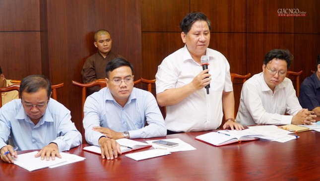 Đại diện Quận ủy quận 10 phát biểu tại buổi họp liên ngành Đại diện Quận ủy quận 10 phát biểu tại buổi họp liên ngành