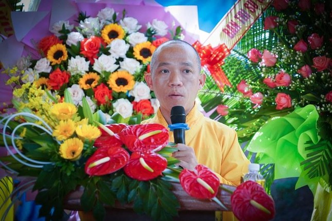 Đại đức Thích Chúc Ngộ, Trưởng ban Tổ chức đã khái quát sơ lược về quá trình hình thành và phát triển chùa Viên Quang