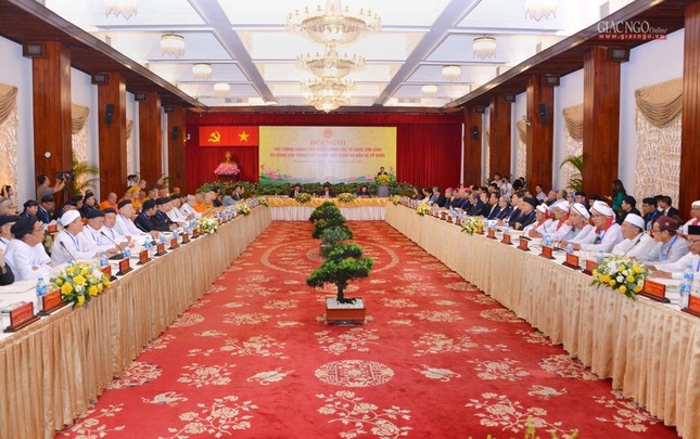 Quang cảnh hội nghị