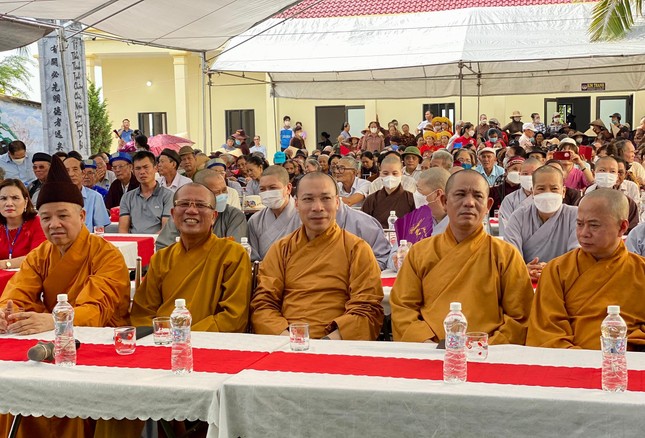 Chư tôn đức tham dự