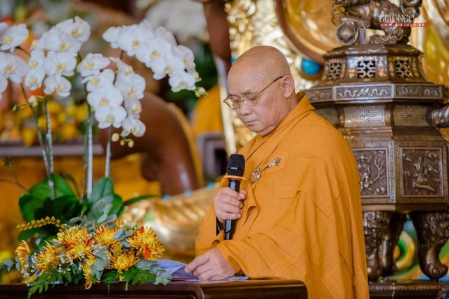 Thượng tọa Thích Trí Thanh, Phó ban Trị sự tỉnh, Phó ban Tổ chức nêu tiến trình tổ chức Đại giới đàn